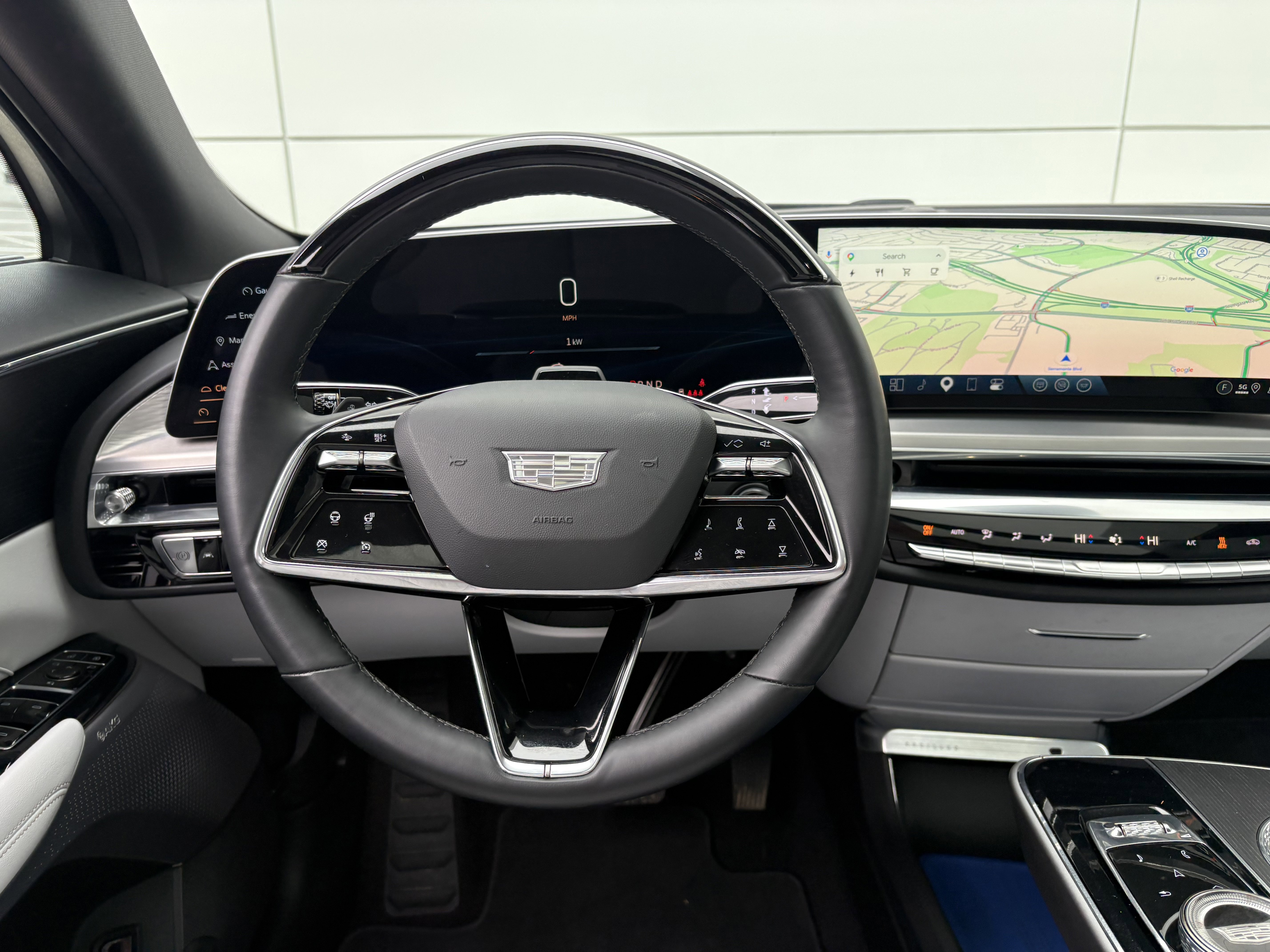 Used 2024 Cadillac Lyriq Sport AWD/4WD image 17