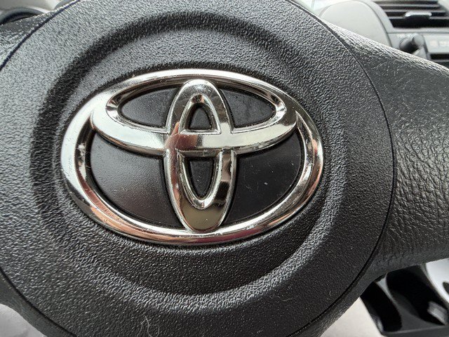 Used 2010 Toyota RAV4 Limited AWD/4WD image 21