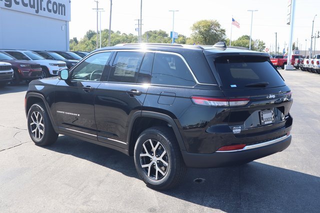 New 2025 Jeep Grand Cherokee Limited w/ Trailer Tow Package image 21