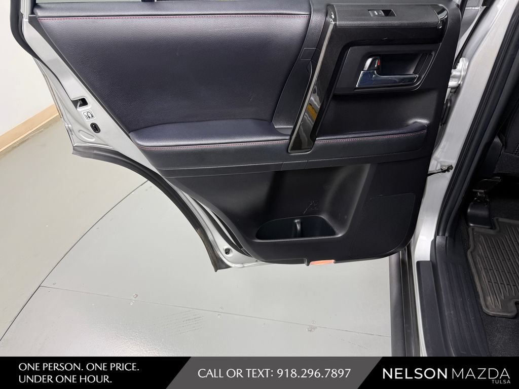 Used 2021 Toyota 4Runner Venture w/ Moonroof Package AWD/4WD image 35