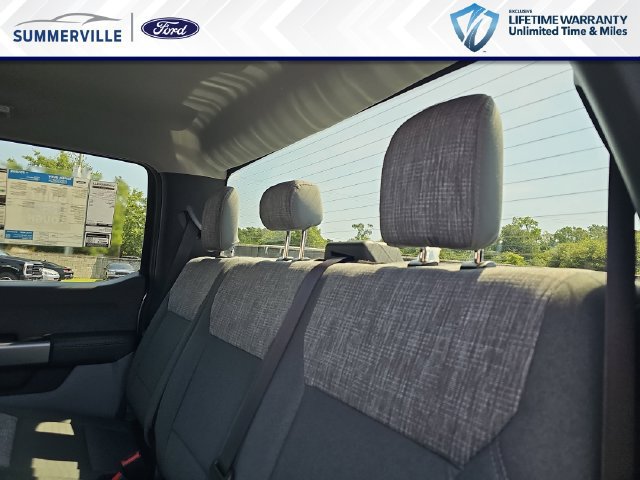 New 2026 Ford F250 XLT w/ FX4 Off-Road Package AWD/4WD image 14