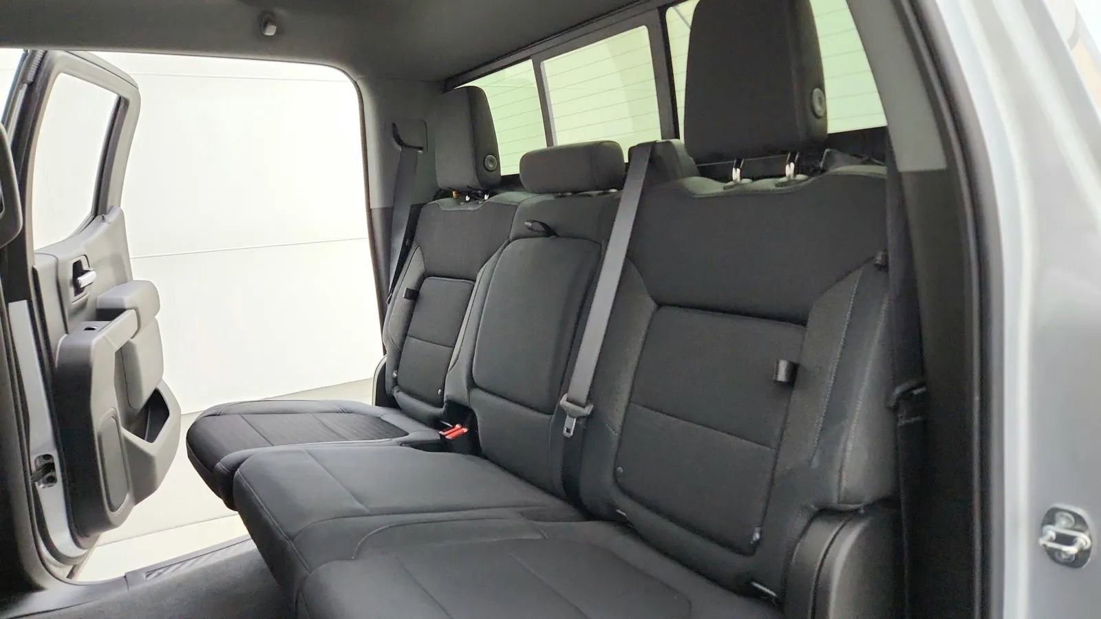 Used 2020 Chevrolet Silverado 1500 LT w/ All-Star Edition image 28