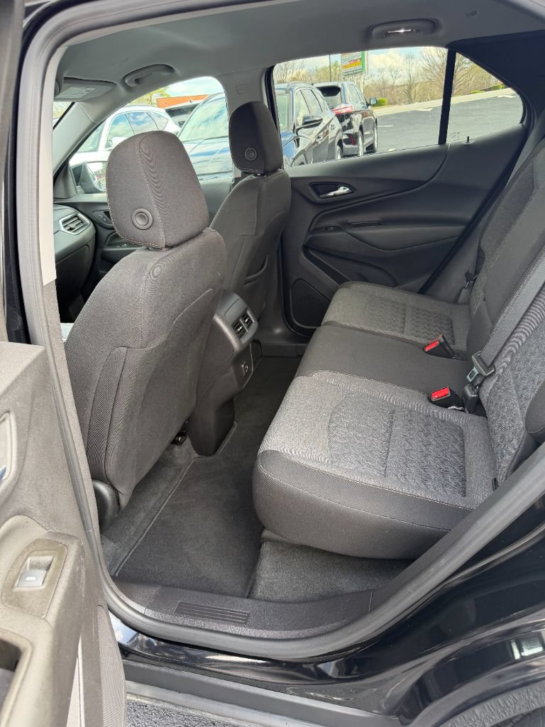 Used 2024 Chevrolet Equinox LT AWD/4WD image 16