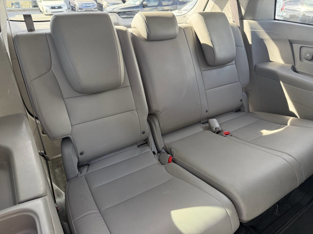 Used 2015 Honda Odyssey EX-L image 27