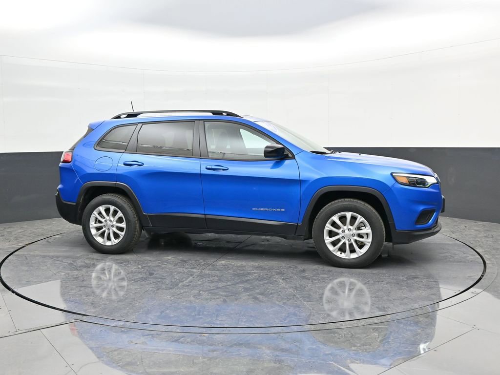 Used 2022 Jeep Cherokee Latitude Lux w/ Sun & Sound Group image 8