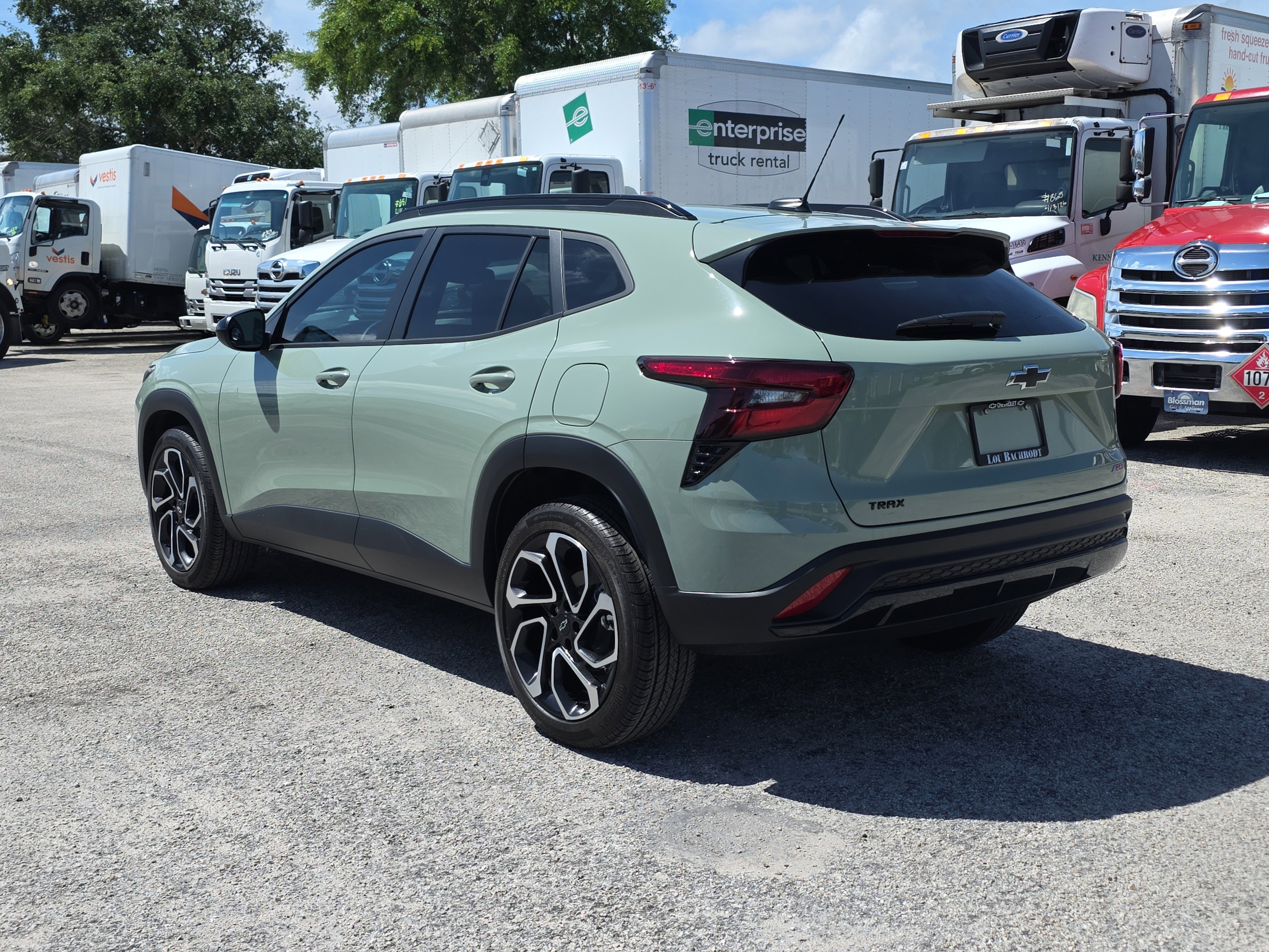 Used 2024 Chevrolet Trax RS w/ Sunroof Package image 5
