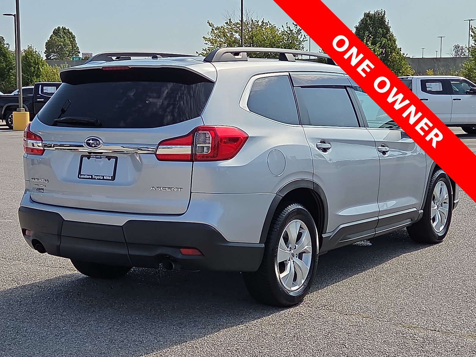Used 2021 Subaru Ascent 8-Passenger AWD/4WD image 5