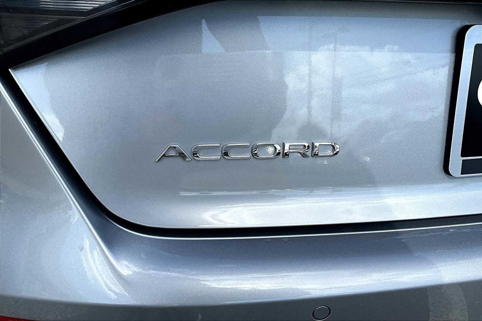 Used 2025 Honda Accord EX-L image 32