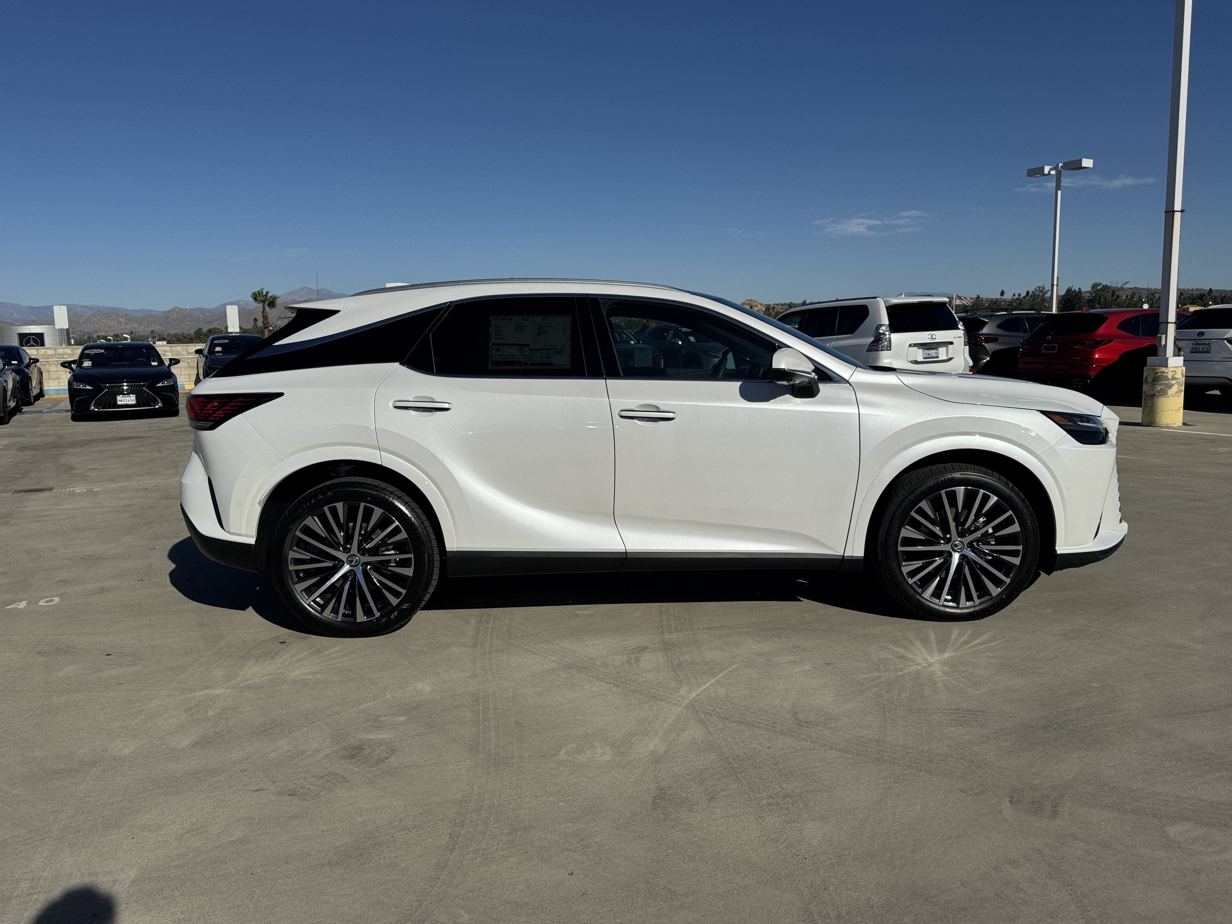 New 2026 Lexus RX 350 w/ Convenience Package AWD/4WD image 11