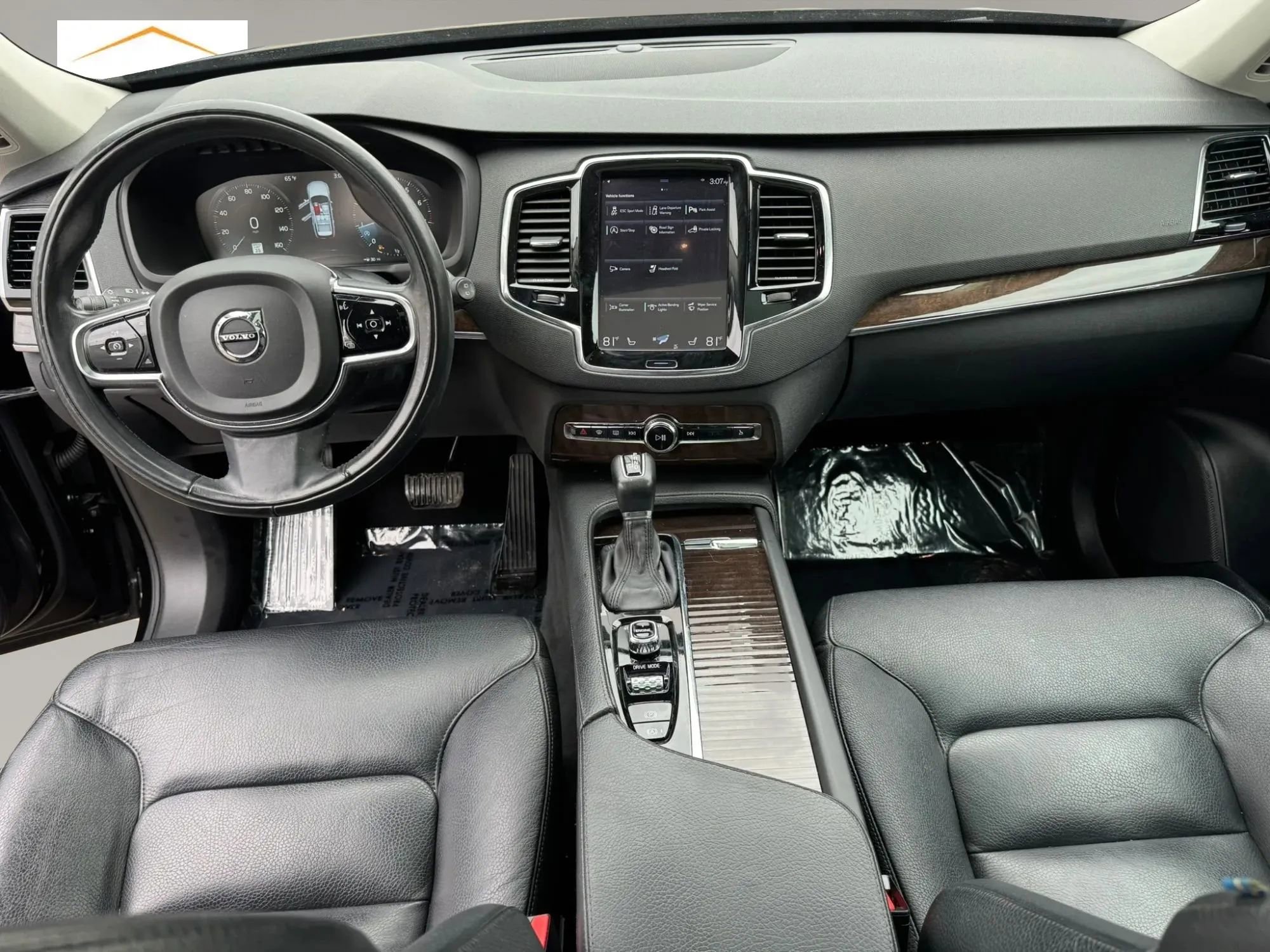 Used 2016 Volvo XC90 T5 Momentum image 24