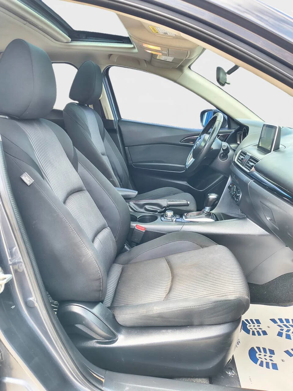 Used 2016 MAZDA MAZDA3 i Touring image 12