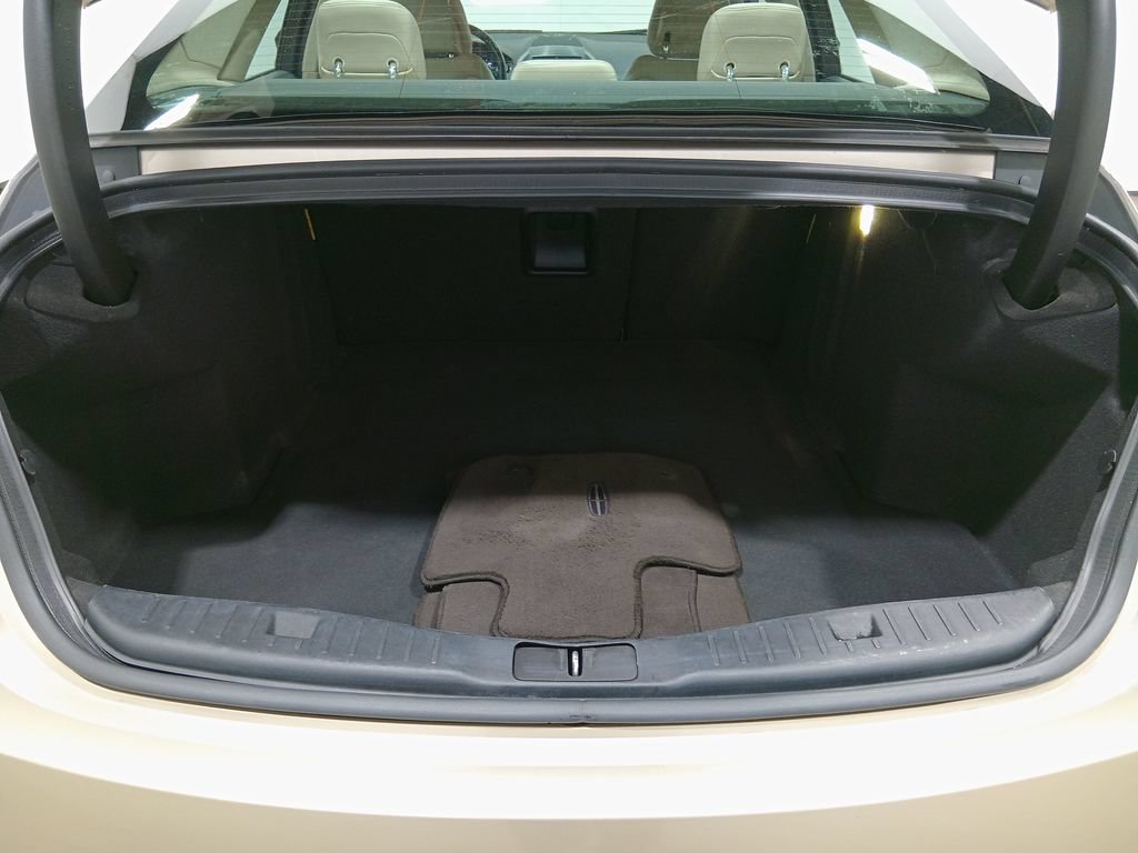 Used 2017 Lincoln MKZ Select w/ Select Plus Package FWD image 5