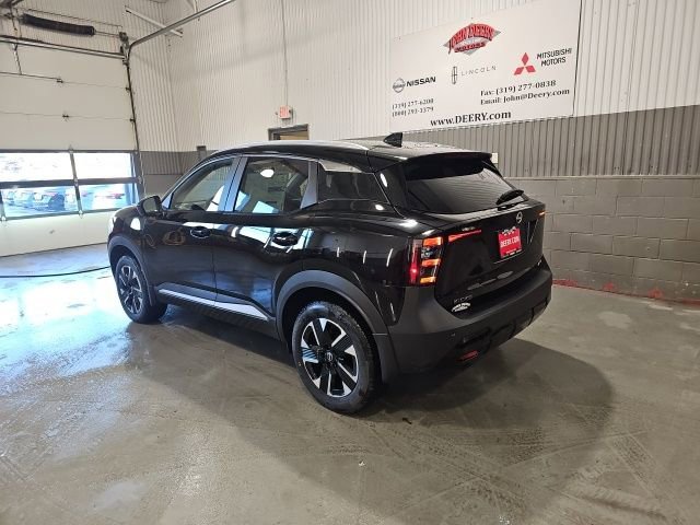 New 2026 Nissan Kicks SV w/ SV Premium Package AWD/4WD image 5