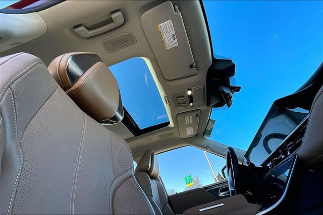 Certified 2025 INFINITI QX80 Sensory image 22