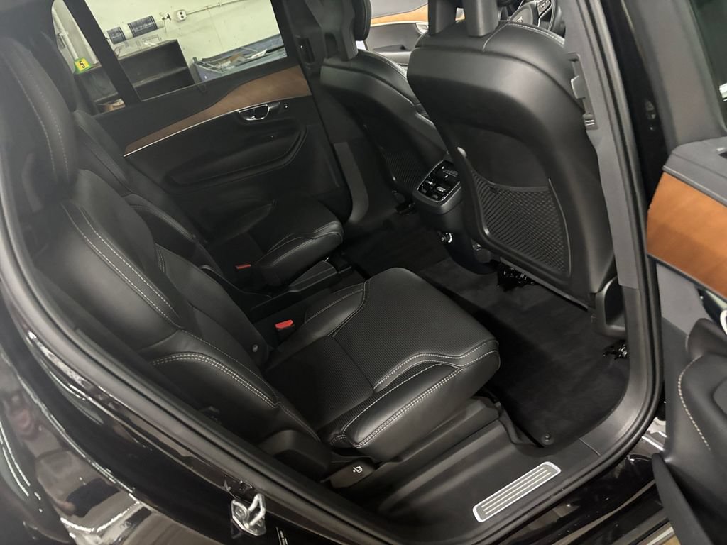 Used 2020 Volvo XC90 T6 Inscription w/ Protection Package Premier AWD/4WD image 17