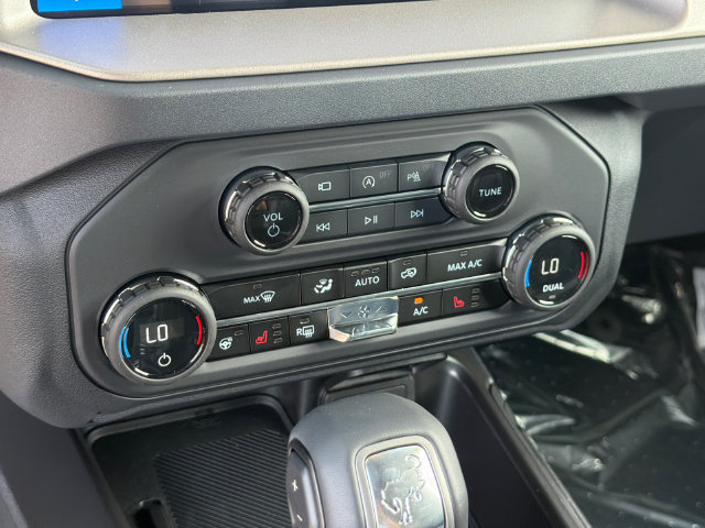 New 2026 Ford Bronco Outer Banks AWD/4WD image 32