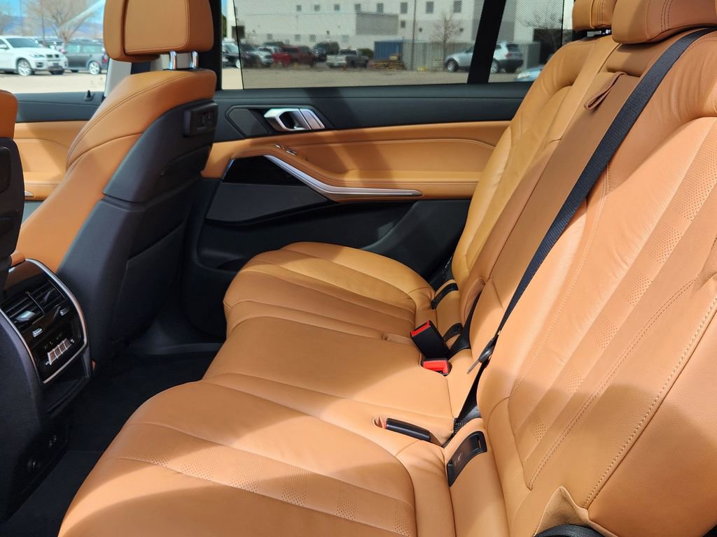 Used 2019 BMW X7 xDrive40i w/ Premium Package image 10