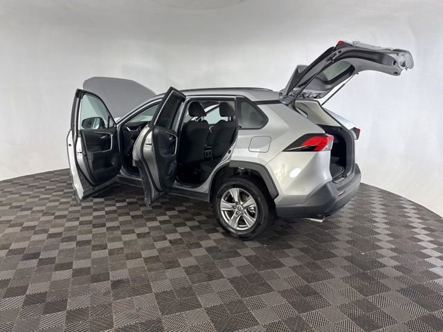 Used 2024 Toyota RAV4 XLE image 18