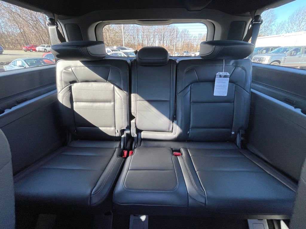 New 2026 Lincoln Navigator L Reserve w/ Jet Appearance Package image 19