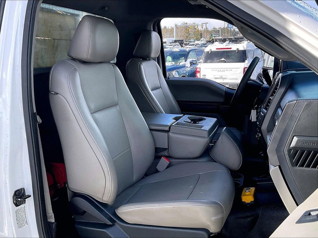 Used 2019 Ford F550 4x4 Regular Cab Super Duty image 10