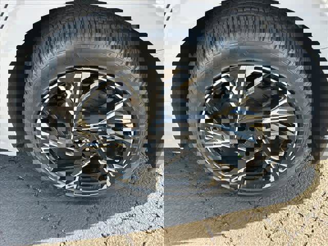 Used 2025 Kia K5 GT-Line image 24