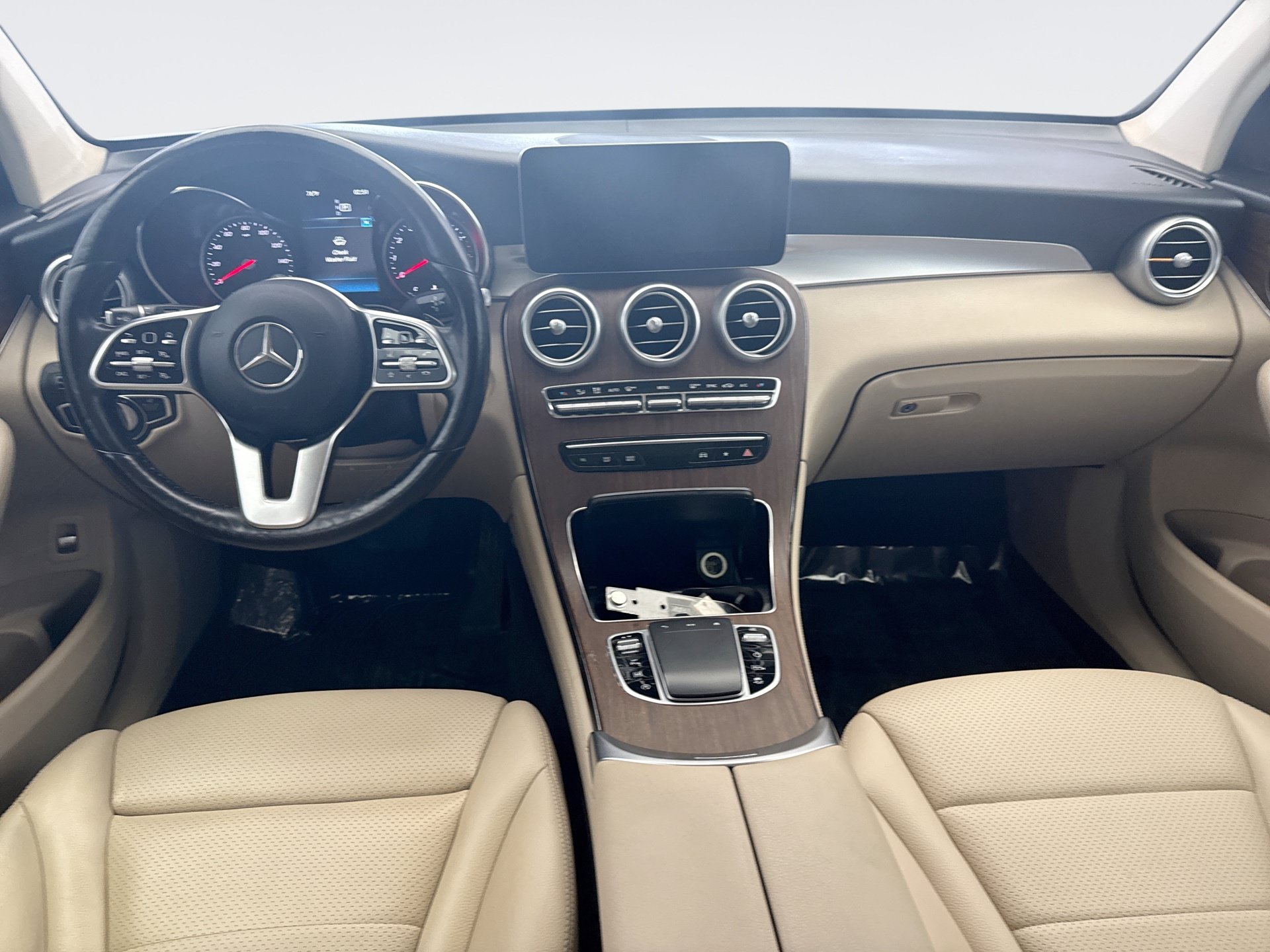 Used 2021 Mercedes-Benz GLC 300 4MATIC w/ Premium Package image 14