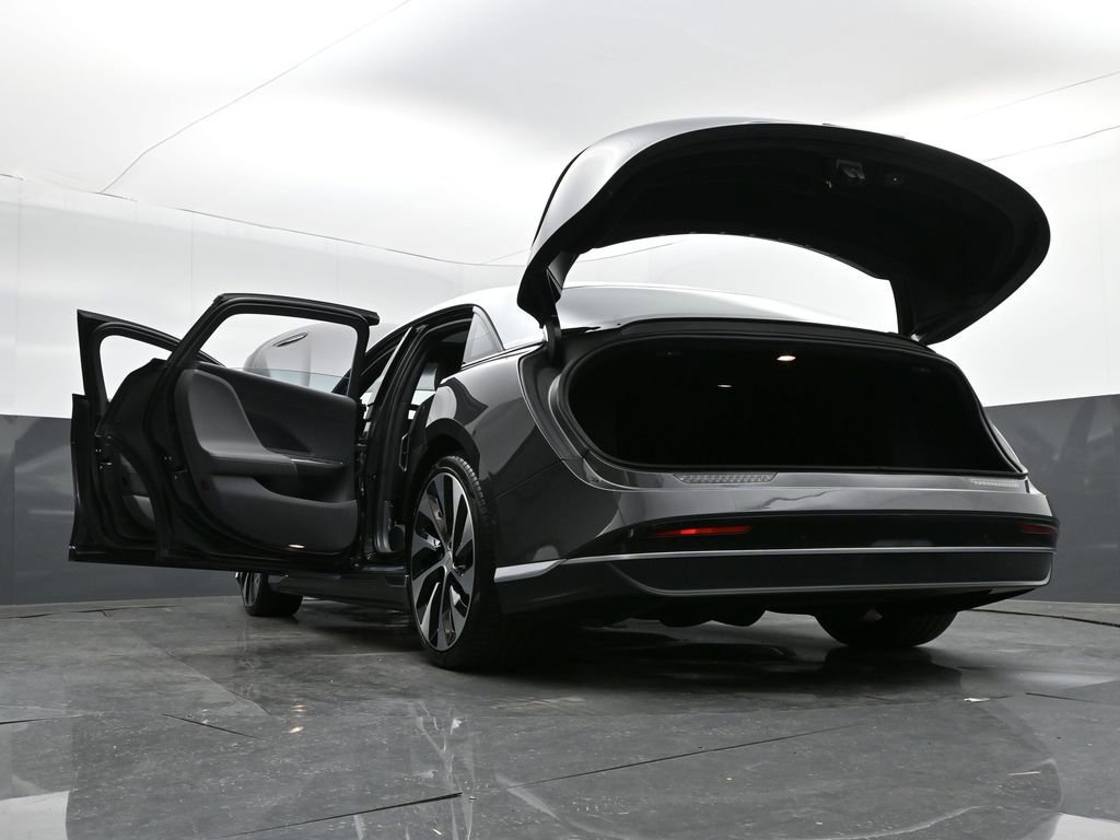 Used 2022 Lucid Air Grand Touring image 39