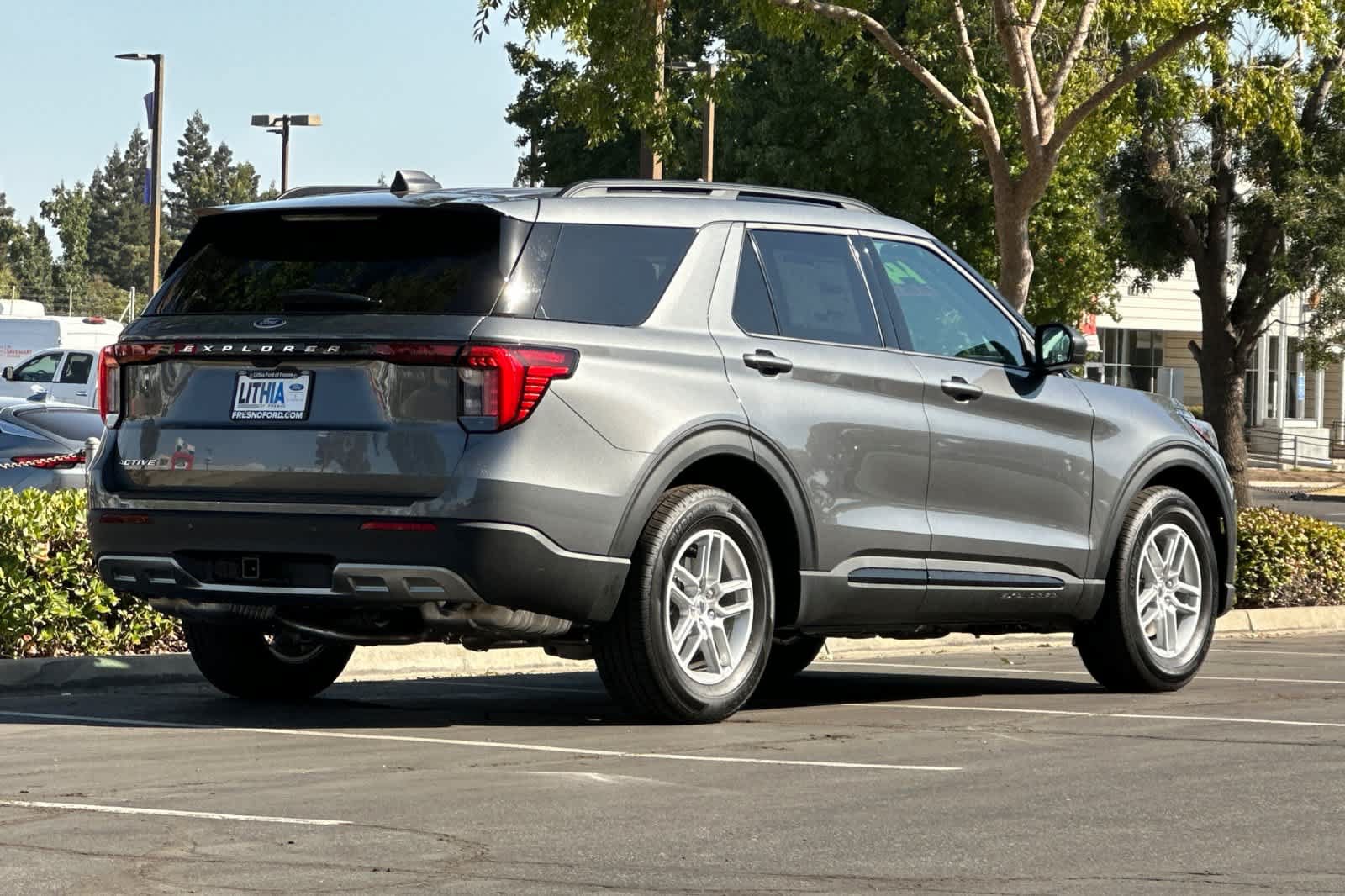 New 2026 Ford Explorer Active w/ Active Comfort Package RWD image 2