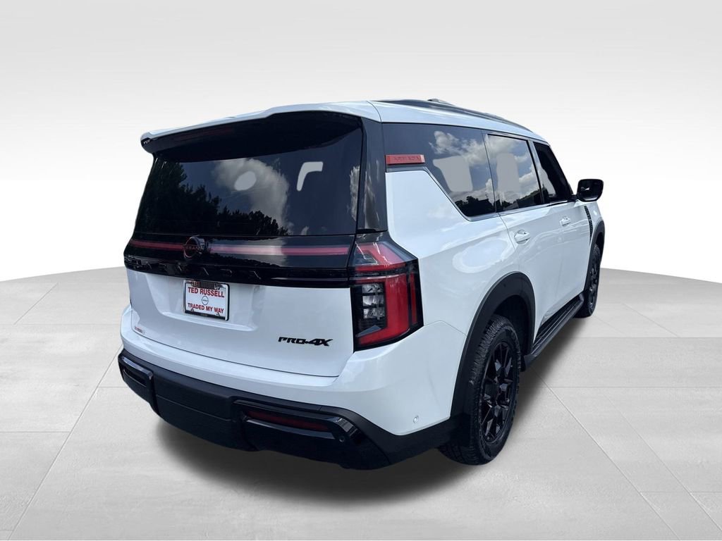 Used 2025 Nissan Armada PRO-4X image 6