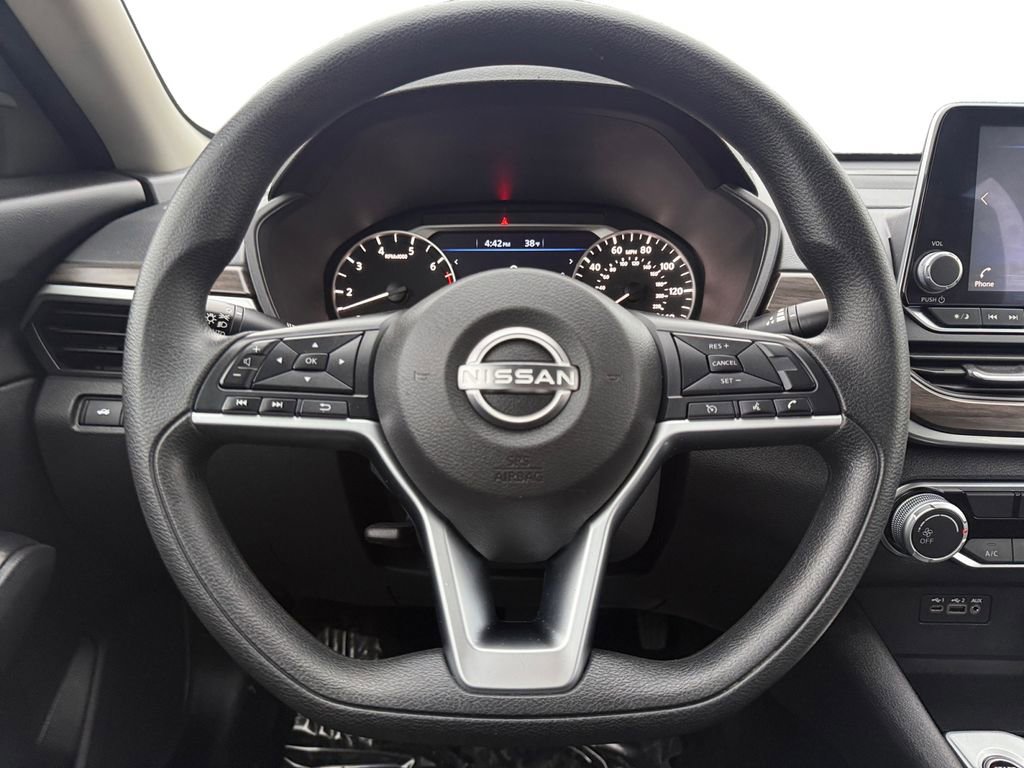 Certified 2024 Nissan Altima 2.5 SV AWD/4WD image 12