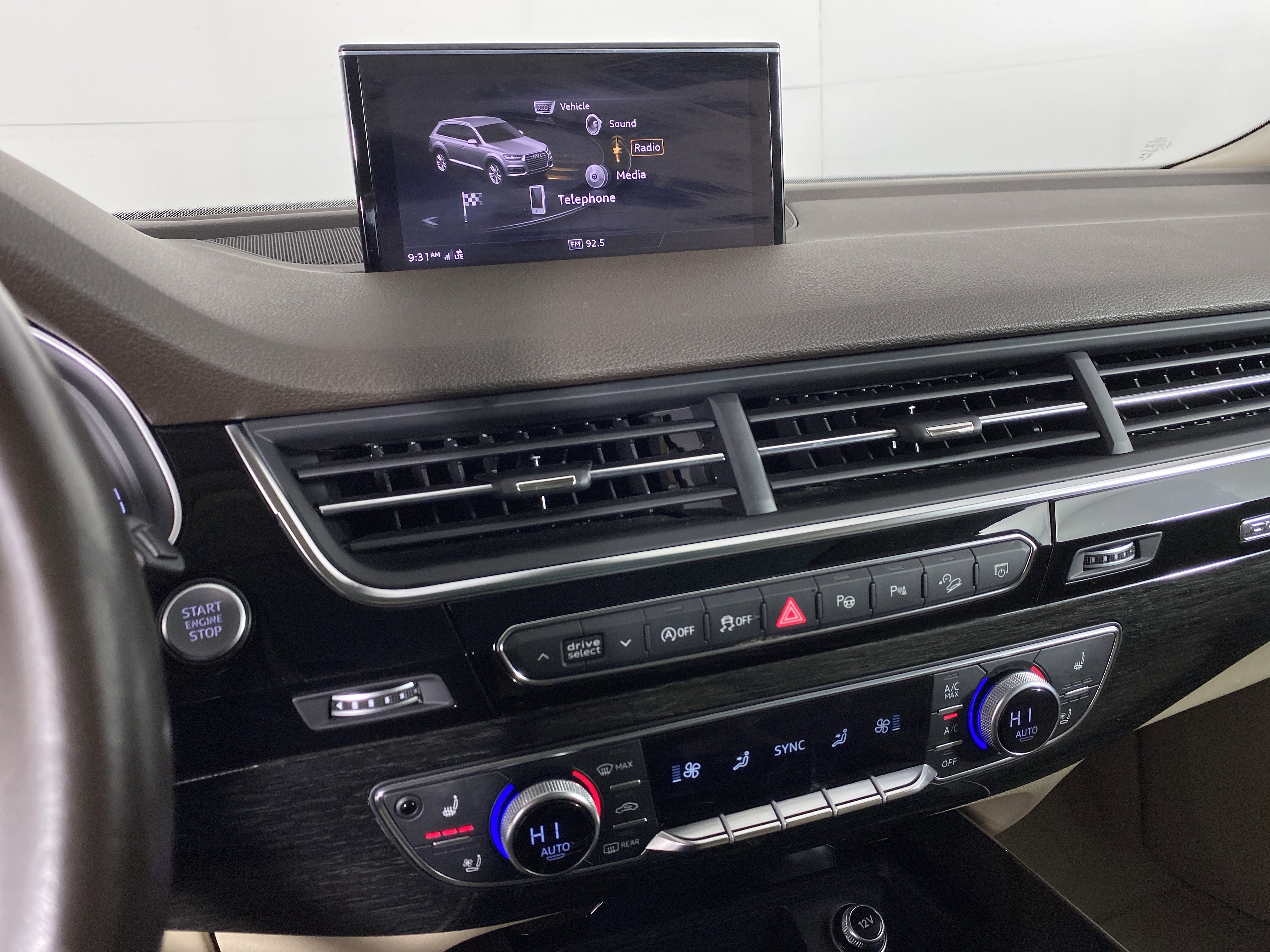 Used 2019 Audi Q7 3.0T Prestige image 37