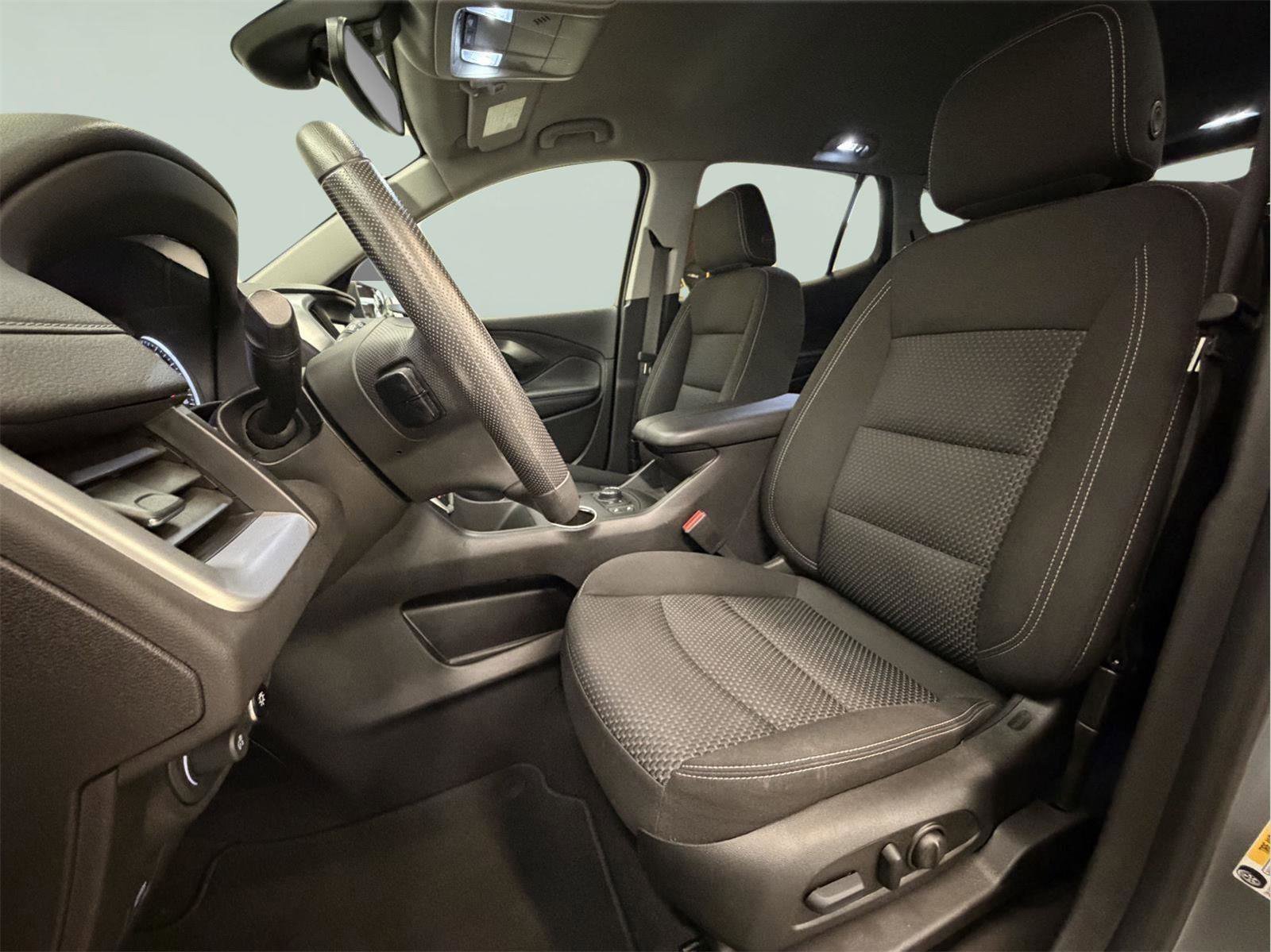 Certified 2023 GMC Terrain SLE w/ Driver Convenience Package image 26