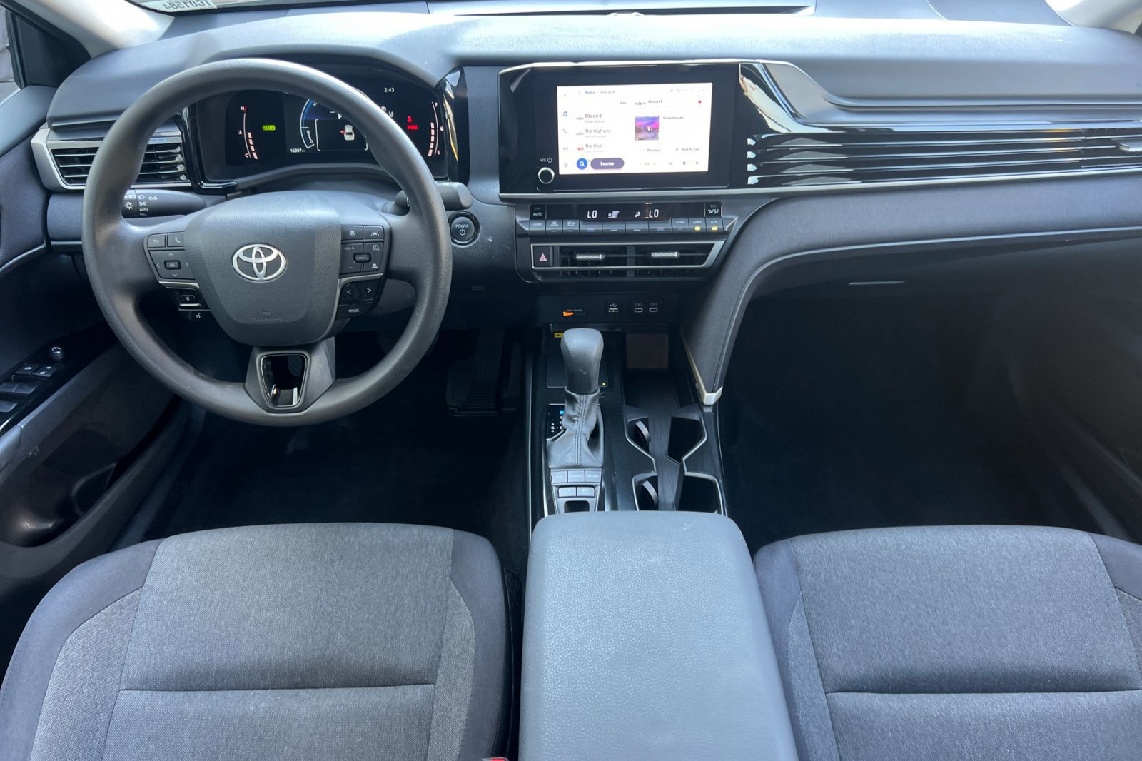 Certified 2025 Toyota Camry LE image 13
