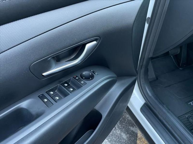 New 2025 Hyundai Tucson Blue image 28