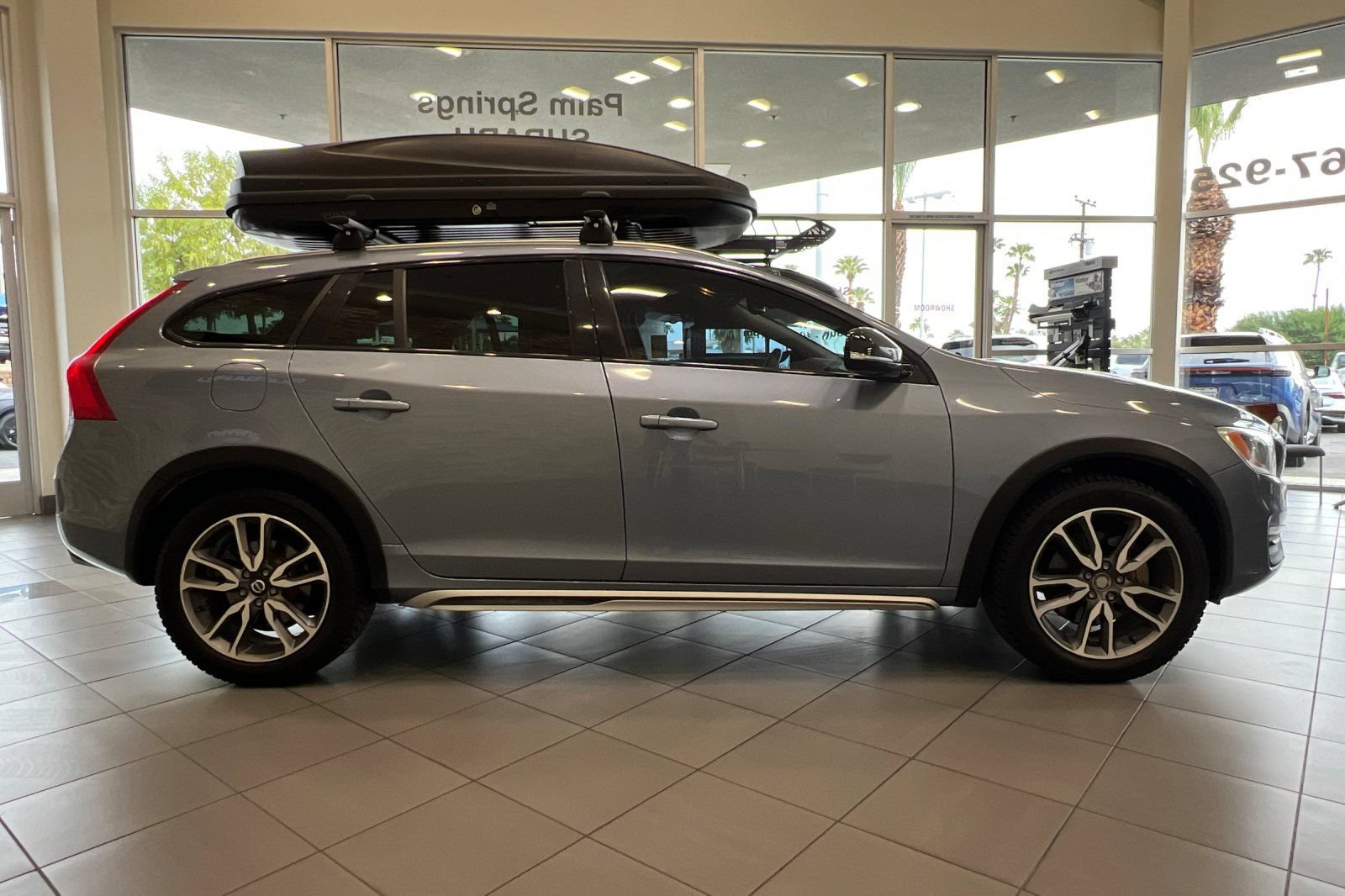 Used 2018 Volvo V60 T5 Cross Country AWD/4WD image 6