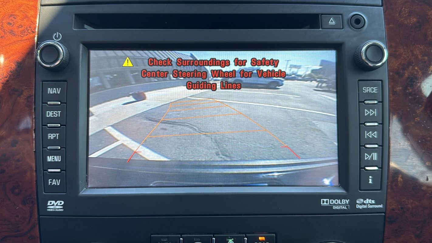 Used 2014 Chevrolet Tahoe LTZ image 24