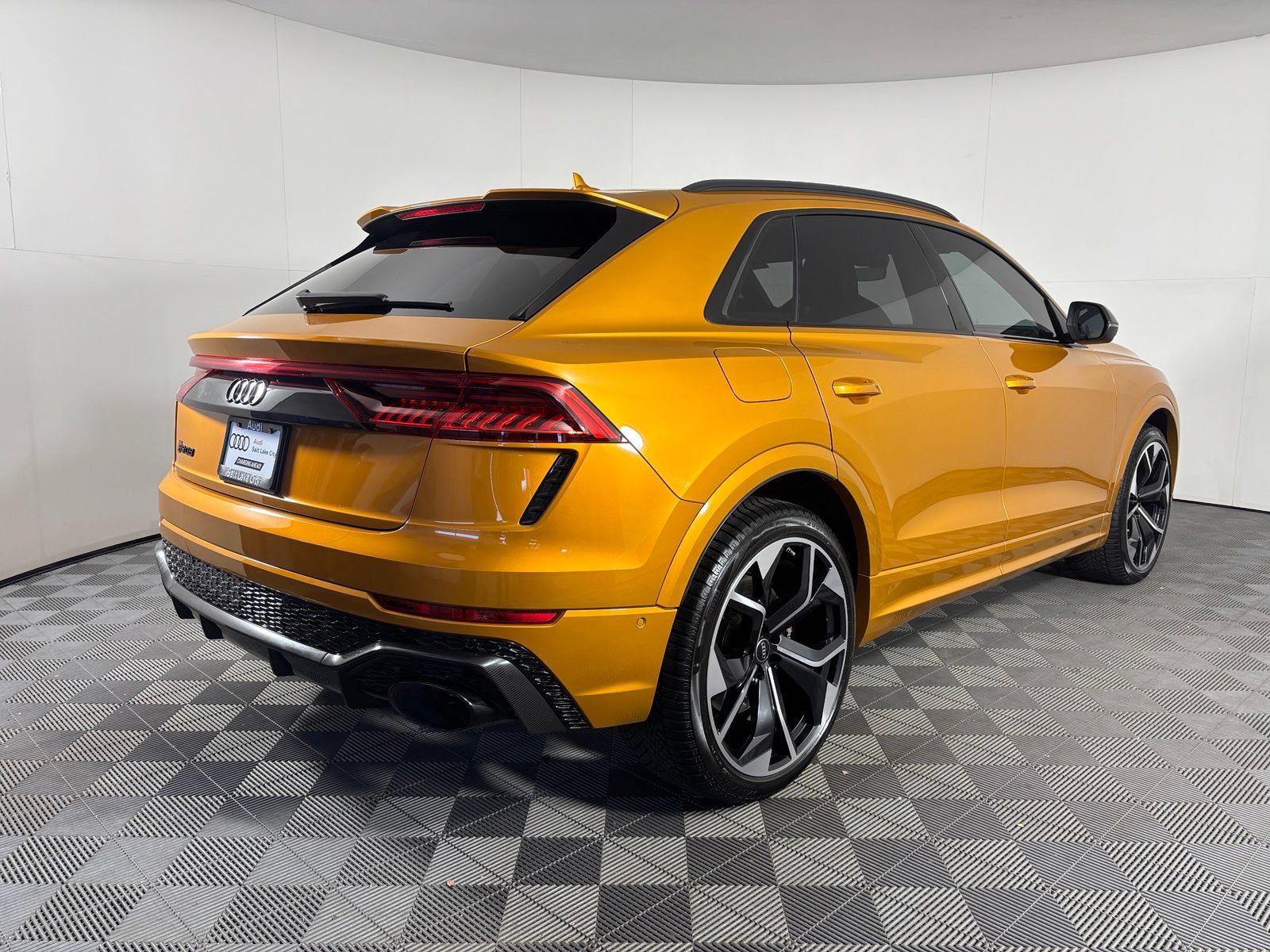 Used 2023 Audi RS Q8 w/ Black Optic Package AWD/4WD image 8