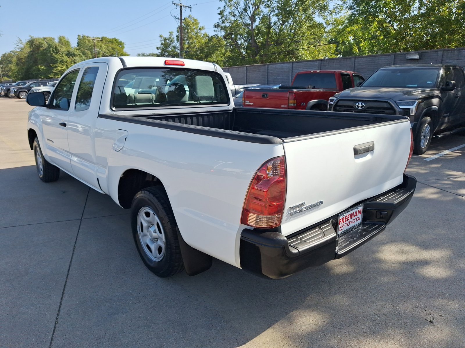 Used 2015 Toyota Tacoma 2WD Access Cab image 4