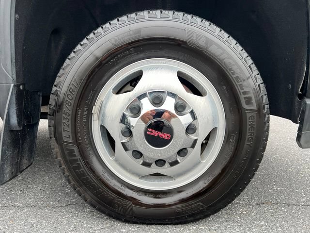 Used 2021 GMC Sierra 3500 Denali w/ Denali Ultimate Package AWD/4WD image 9