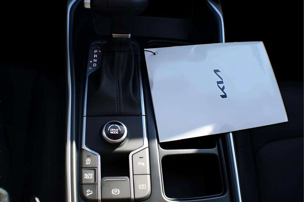 New 2025 Kia Sorento S w/ Panoramic Sunroof Package image 14