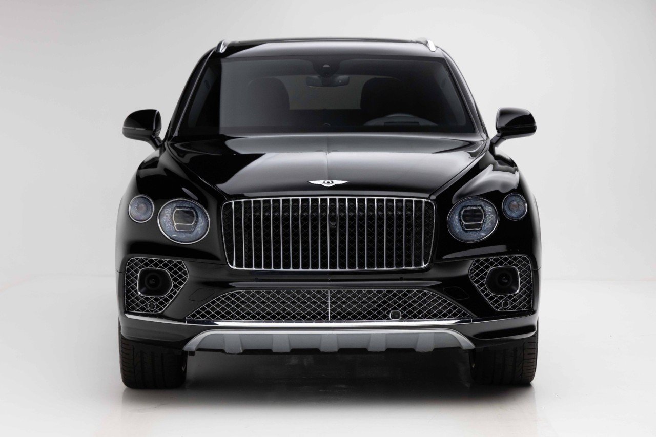 Used 2023 Bentley Bentayga Extended Wheelbase AWD/4WD image 5
