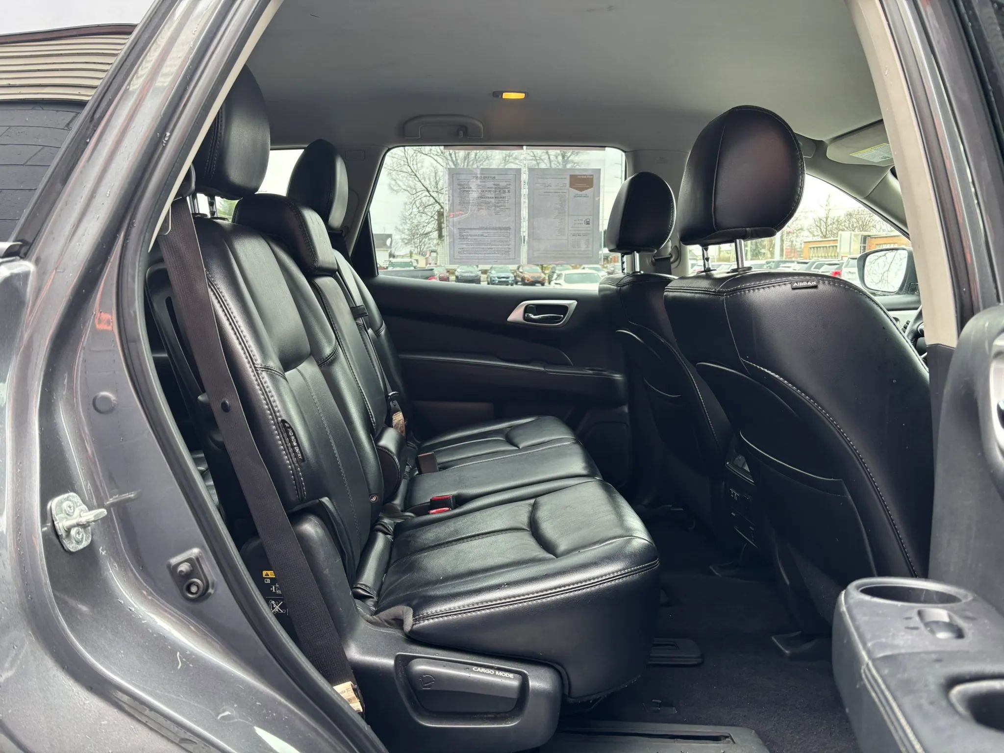 Used 2020 Nissan Pathfinder SL image 15