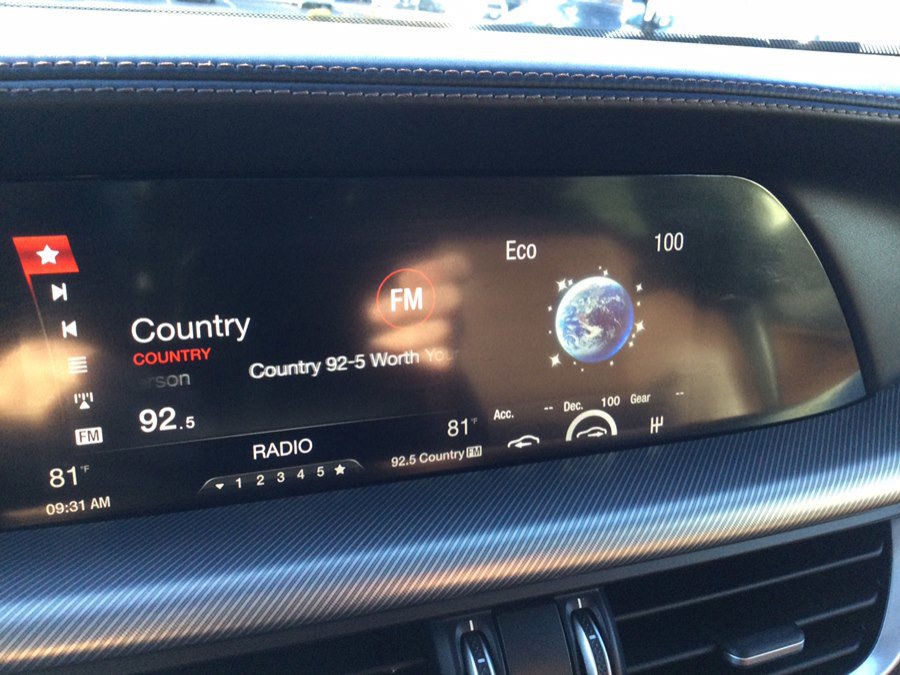 Used 2019 Alfa Romeo Stelvio Ti Sport w/ Quick Order Package 22S Sport image 11