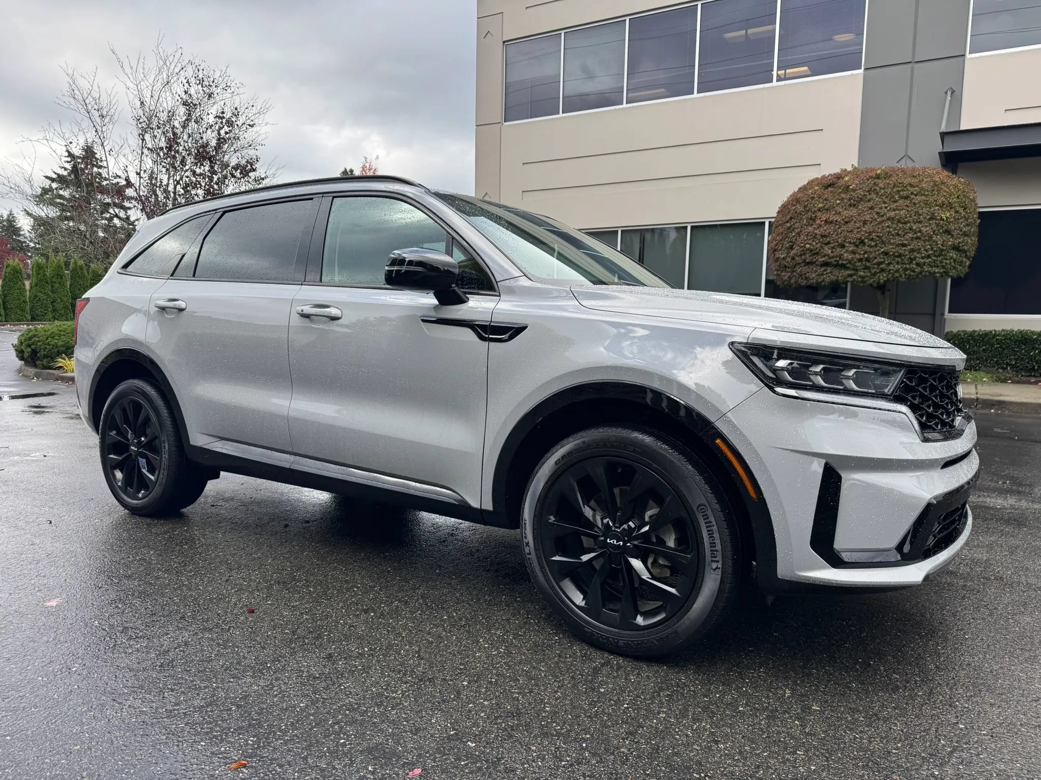 Used 2023 Kia Sorento SX AWD/4WD image 1