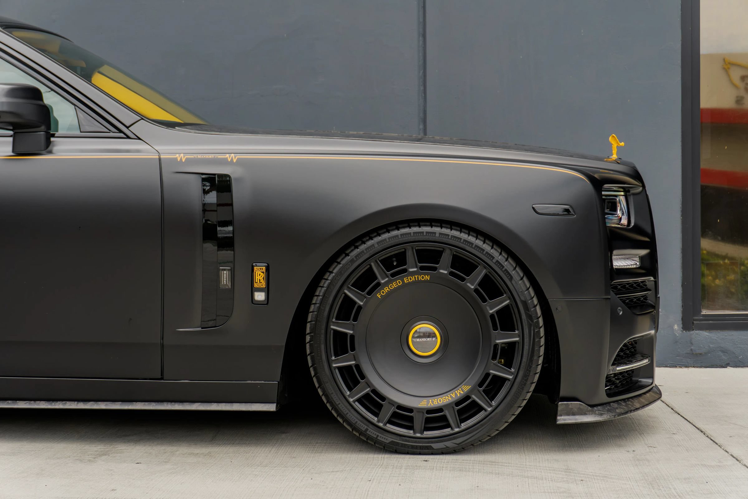 Used 2027 Rolls-Royce Phantom Sedan RWD image 51