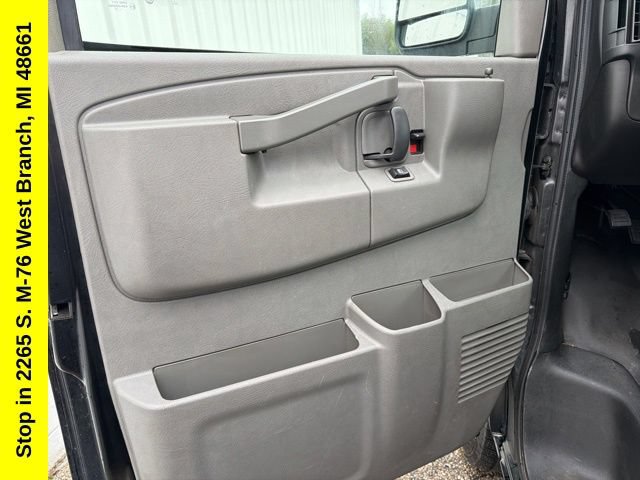 Used 2022 GMC Savana 2500 w/ Communications Package RWD image 27