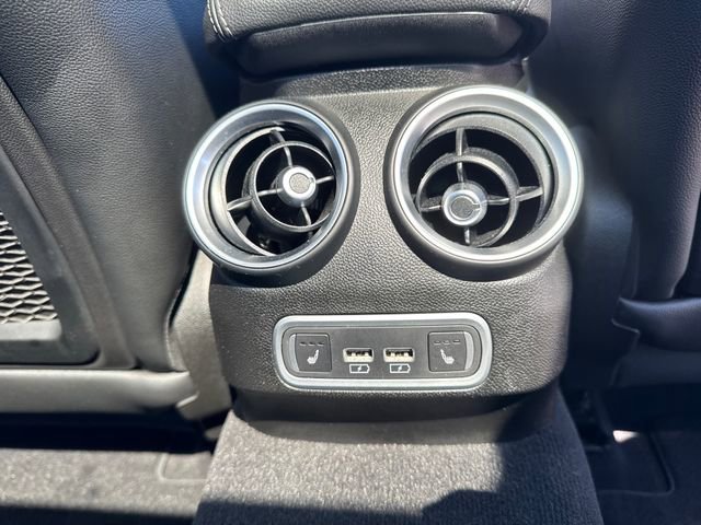 Used 2024 Alfa Romeo Giulia Veloce image 47