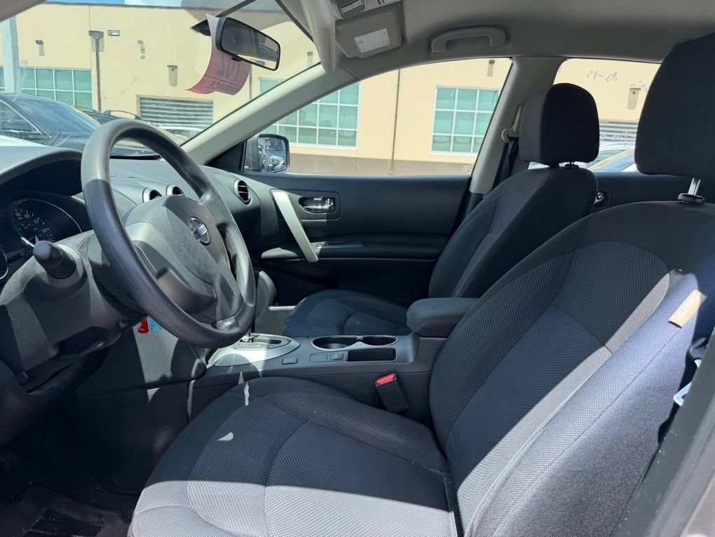 Used 2015 Nissan Rogue S AWD/4WD image 6