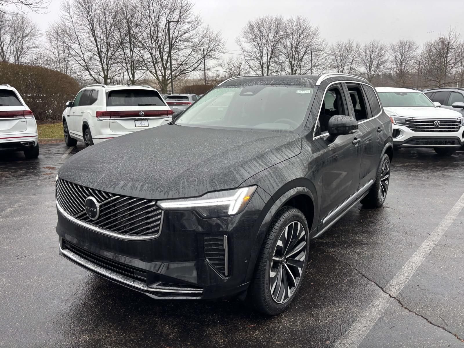 New 2026 Volvo XC90 B6 Plus w/ Protection Package Premier AWD/4WD image 3