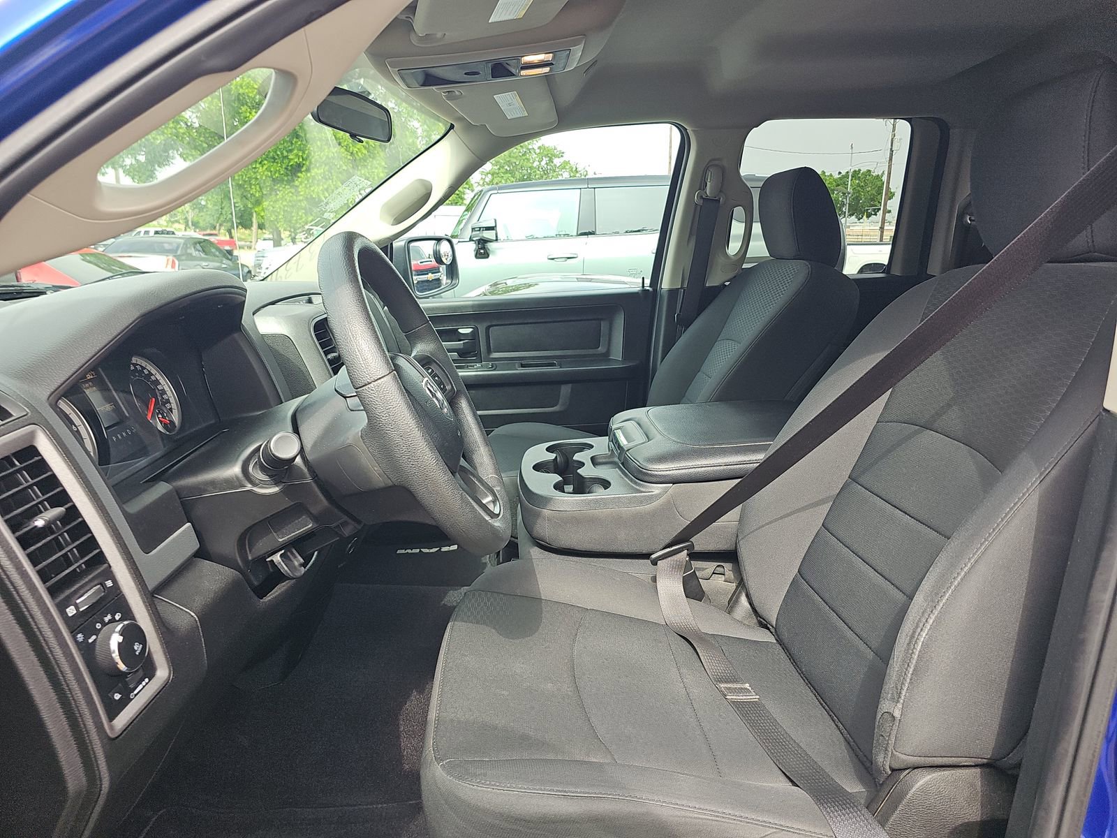 Used 2019 RAM 1500 Express w/ Express Value Package AWD/4WD image 15